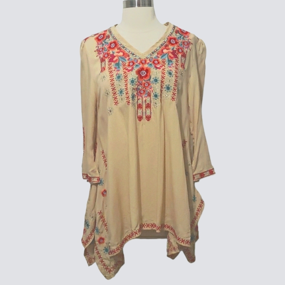 NWT Paparazzi Embroidered V-neck Tunic Blouse Tan Red Size S